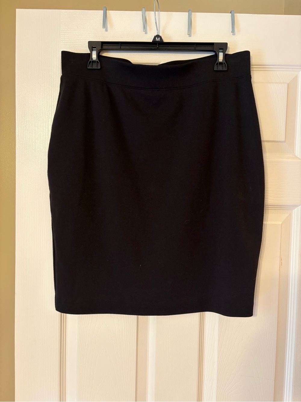Calvin Klein Black Pencil Skirt Stretch Career Workwear Knee Length Classic